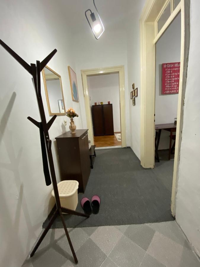 Nf'S Home Lovely Apartment In Heart Of سراييفو المظهر الخارجي الصورة