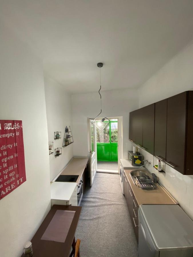 Nf'S Home Lovely Apartment In Heart Of سراييفو المظهر الخارجي الصورة