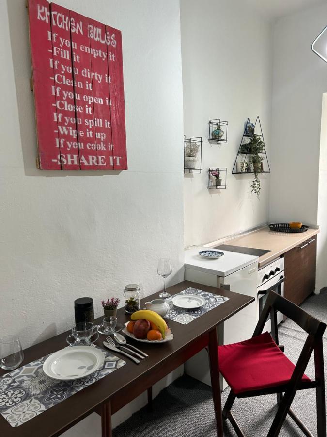 Nf'S Home Lovely Apartment In Heart Of سراييفو المظهر الخارجي الصورة